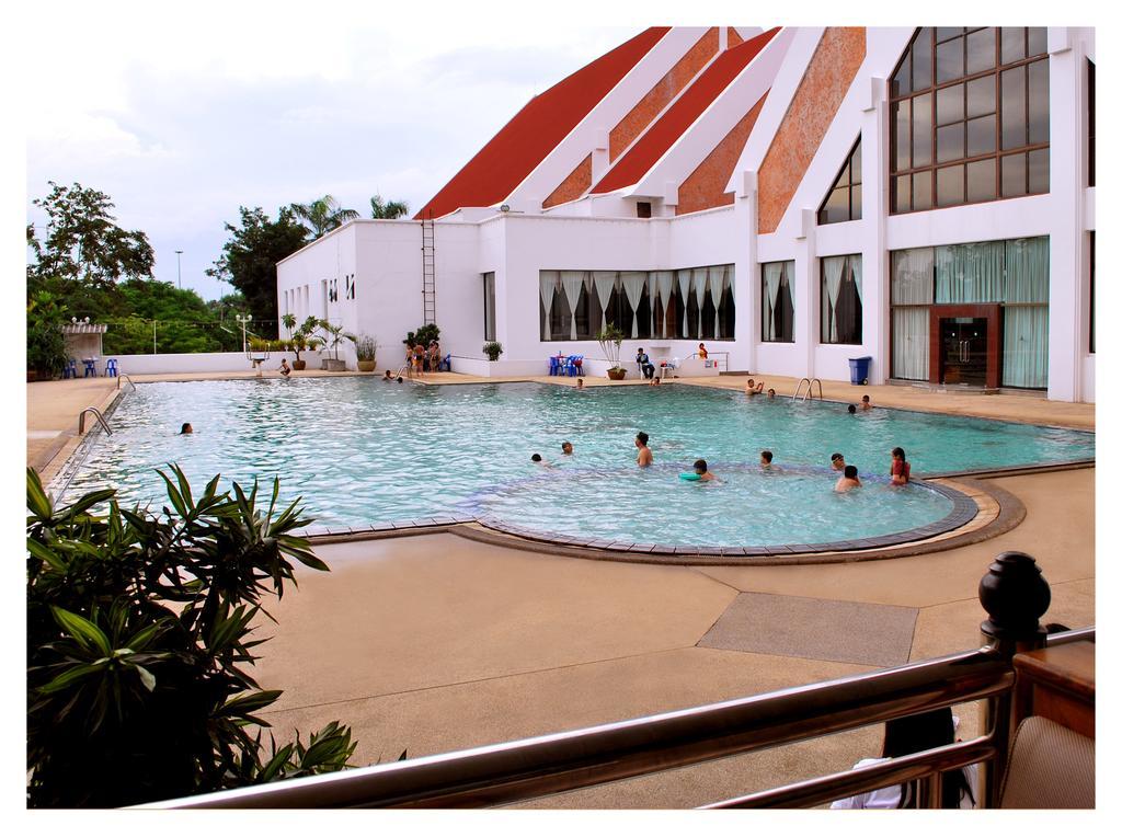 Rimpao Hotel كالاسين المظهر الخارجي الصورة
