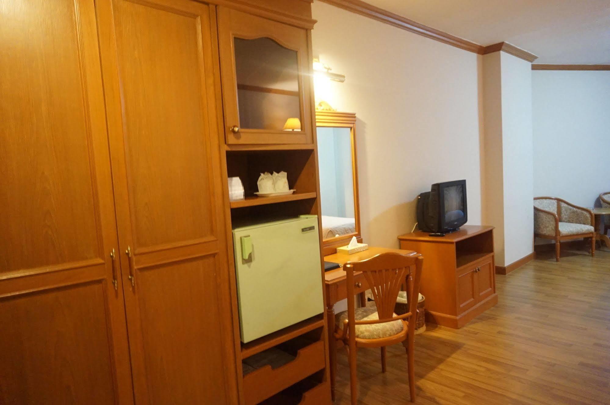Rimpao Hotel كالاسين المظهر الخارجي الصورة