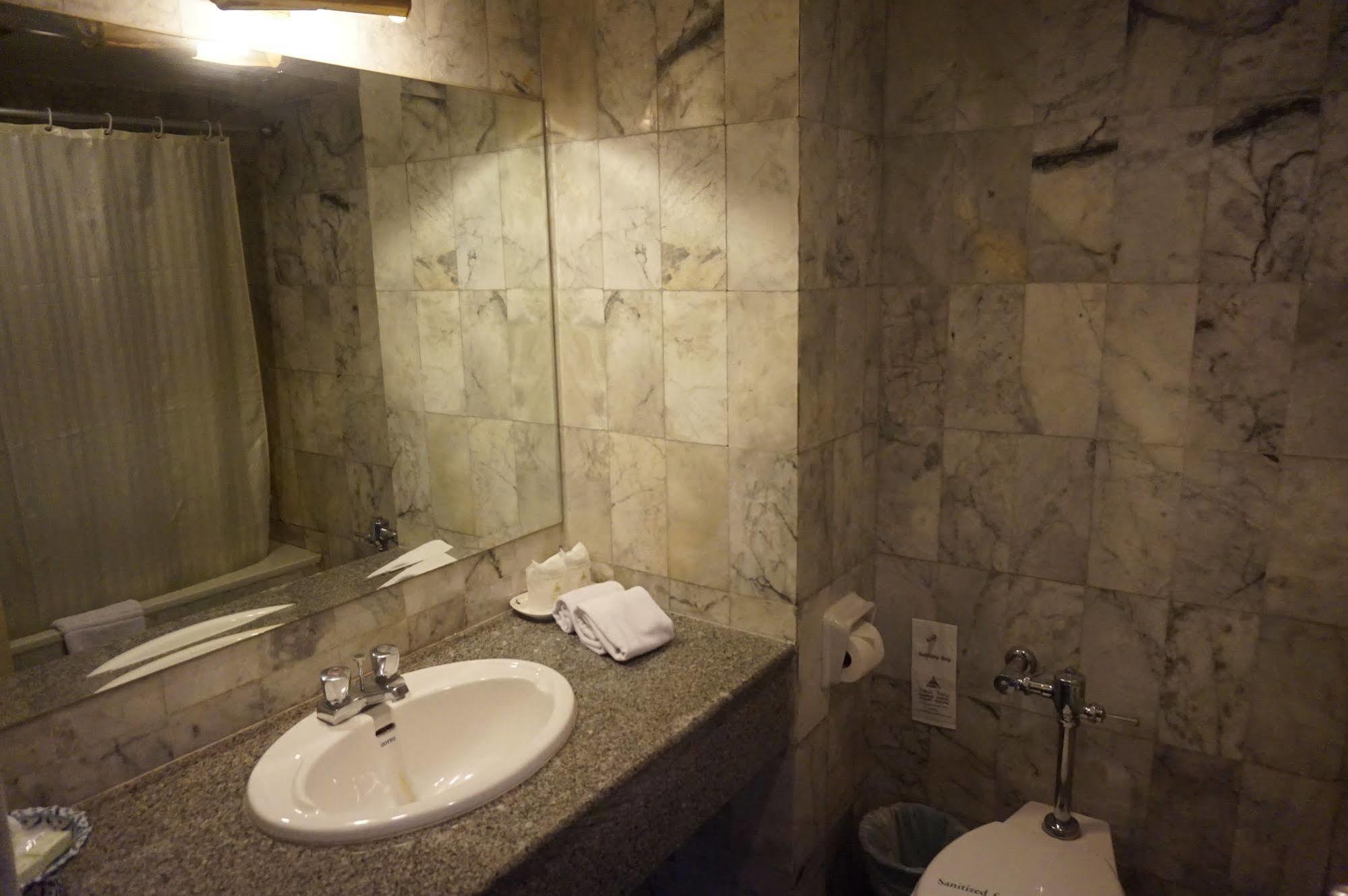 Rimpao Hotel كالاسين المظهر الخارجي الصورة