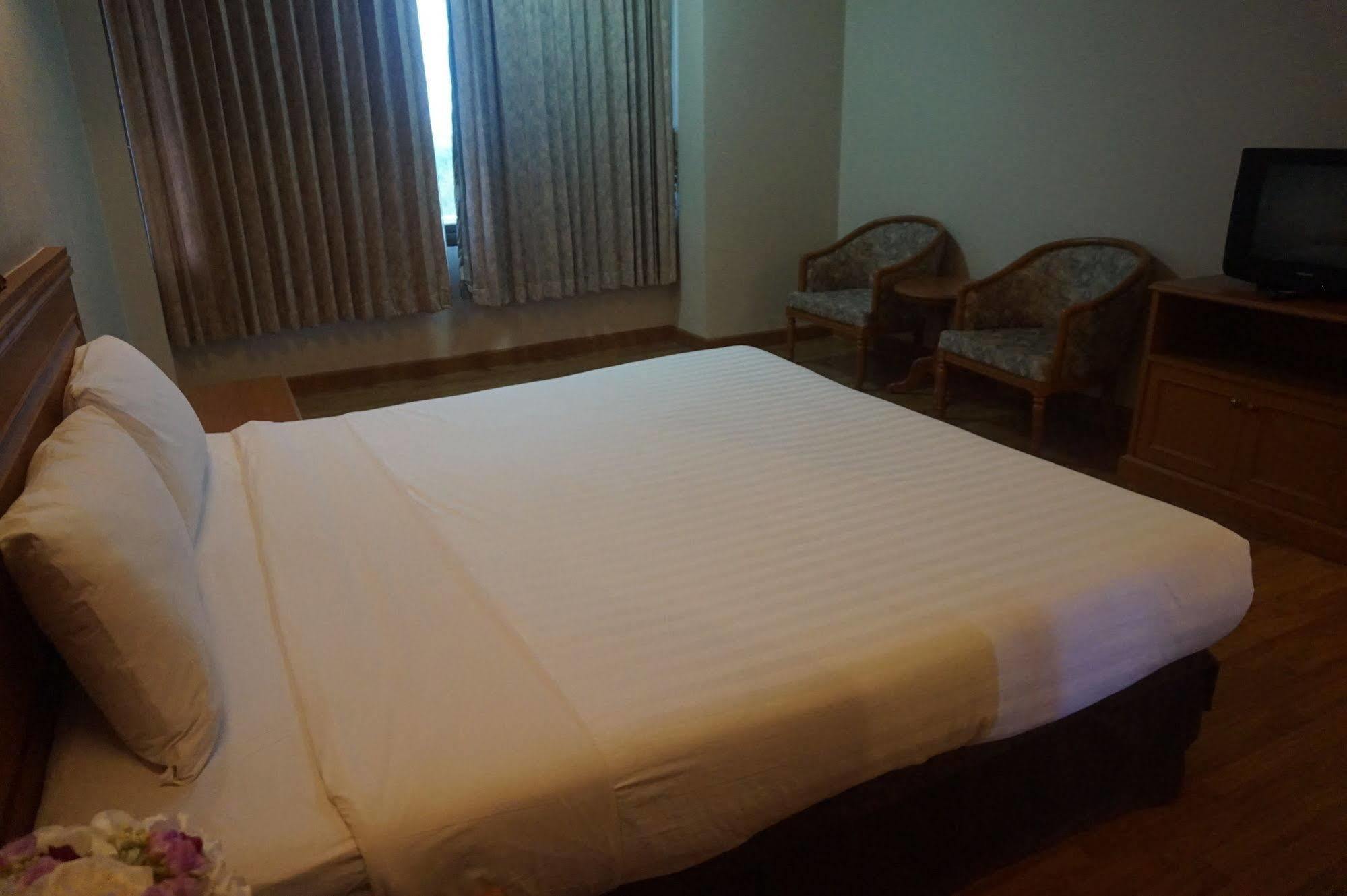 Rimpao Hotel كالاسين المظهر الخارجي الصورة