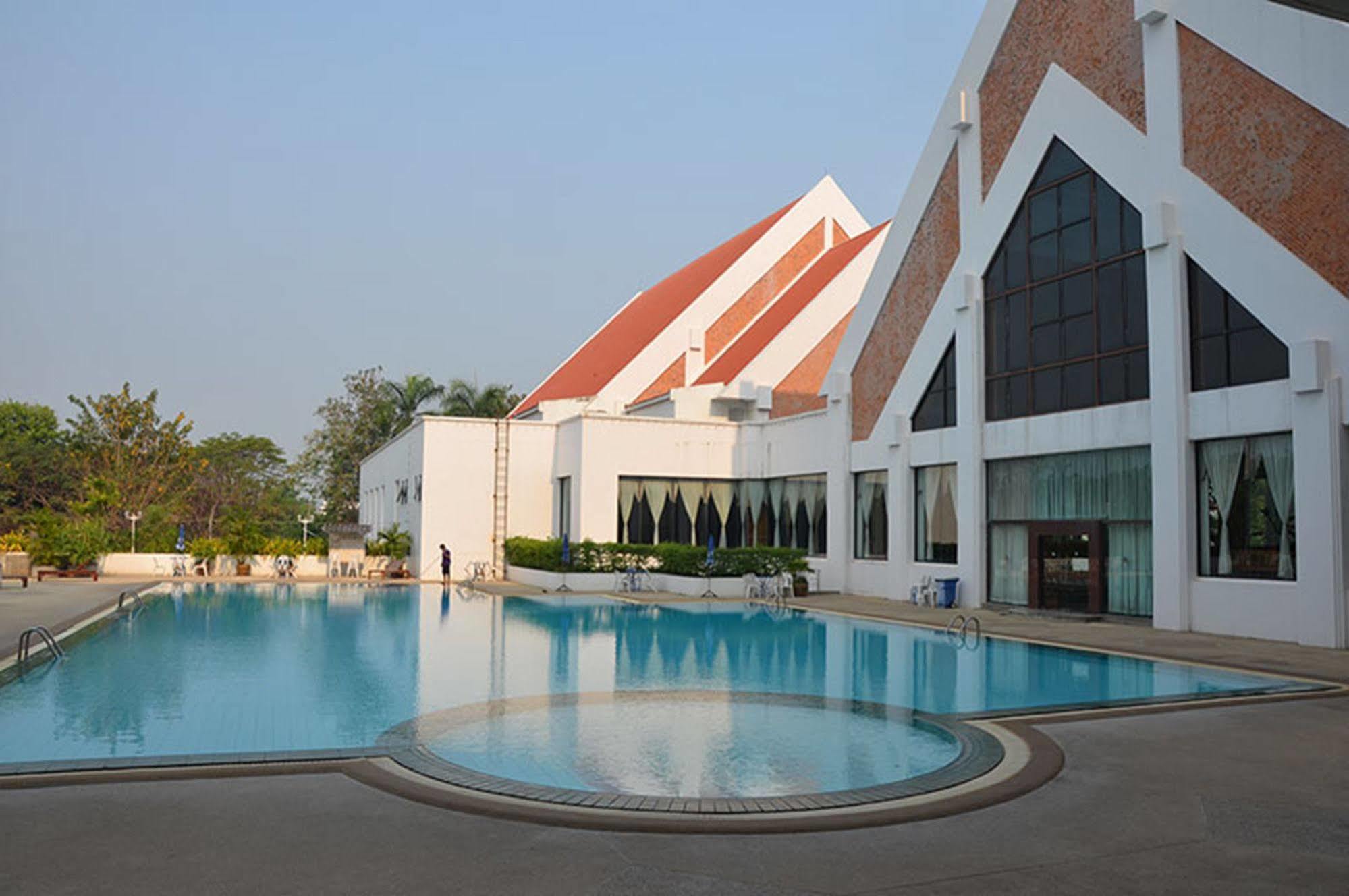 Rimpao Hotel كالاسين المظهر الخارجي الصورة
